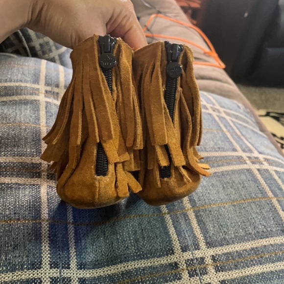 very cute brown girl notes in very good condition - Picture 6 of 7